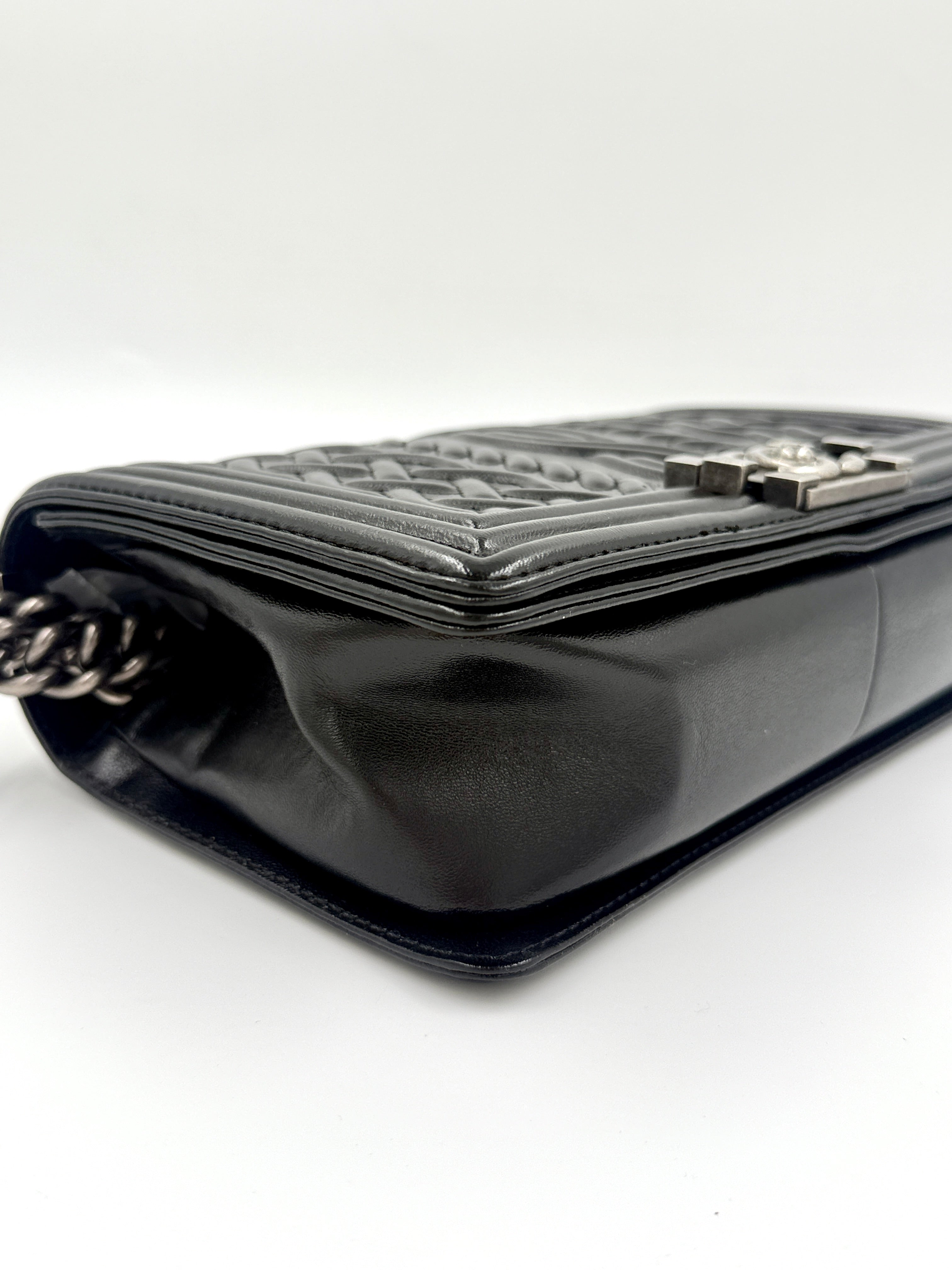 Pre-Owned Chanel Paris-Edinburgh Celtic Knot Black Boy Bag Black - Authenticated