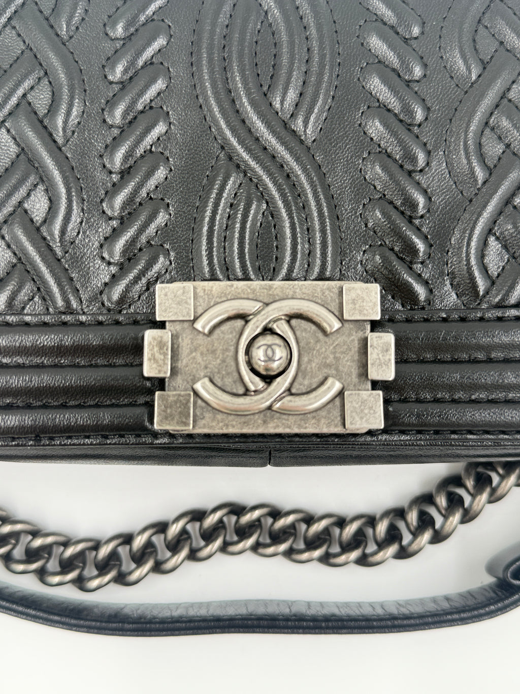 Pre-Owned Chanel Paris-Edinburgh Celtic Knot Black Boy Bag Black - Authenticated