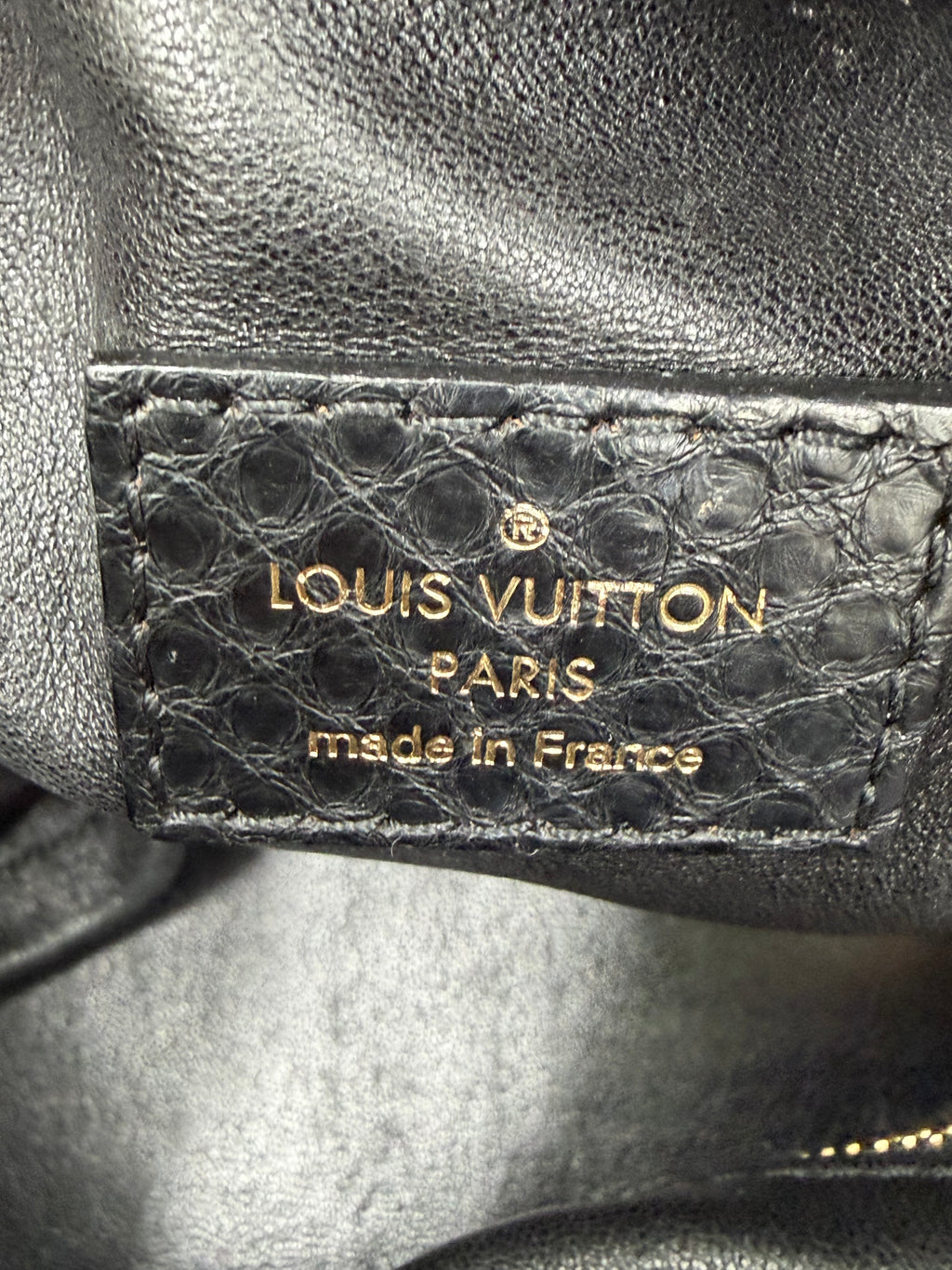 Pre-owned Louis Vuitton Limited Edition Black Python Artsy MM Bag - Authenticated