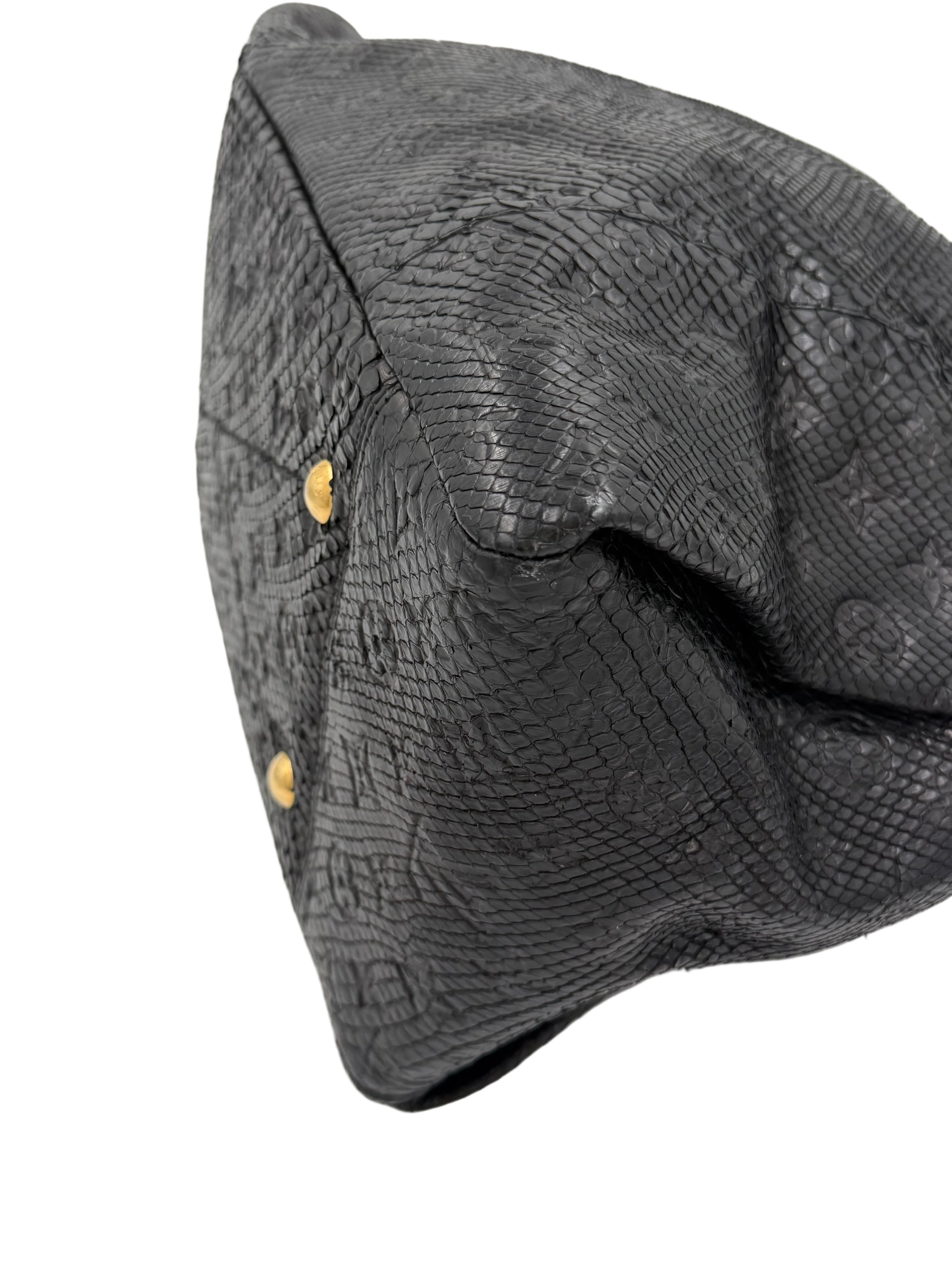Pre-owned Louis Vuitton Limited Edition Black Python Artsy MM Bag - Authenticated