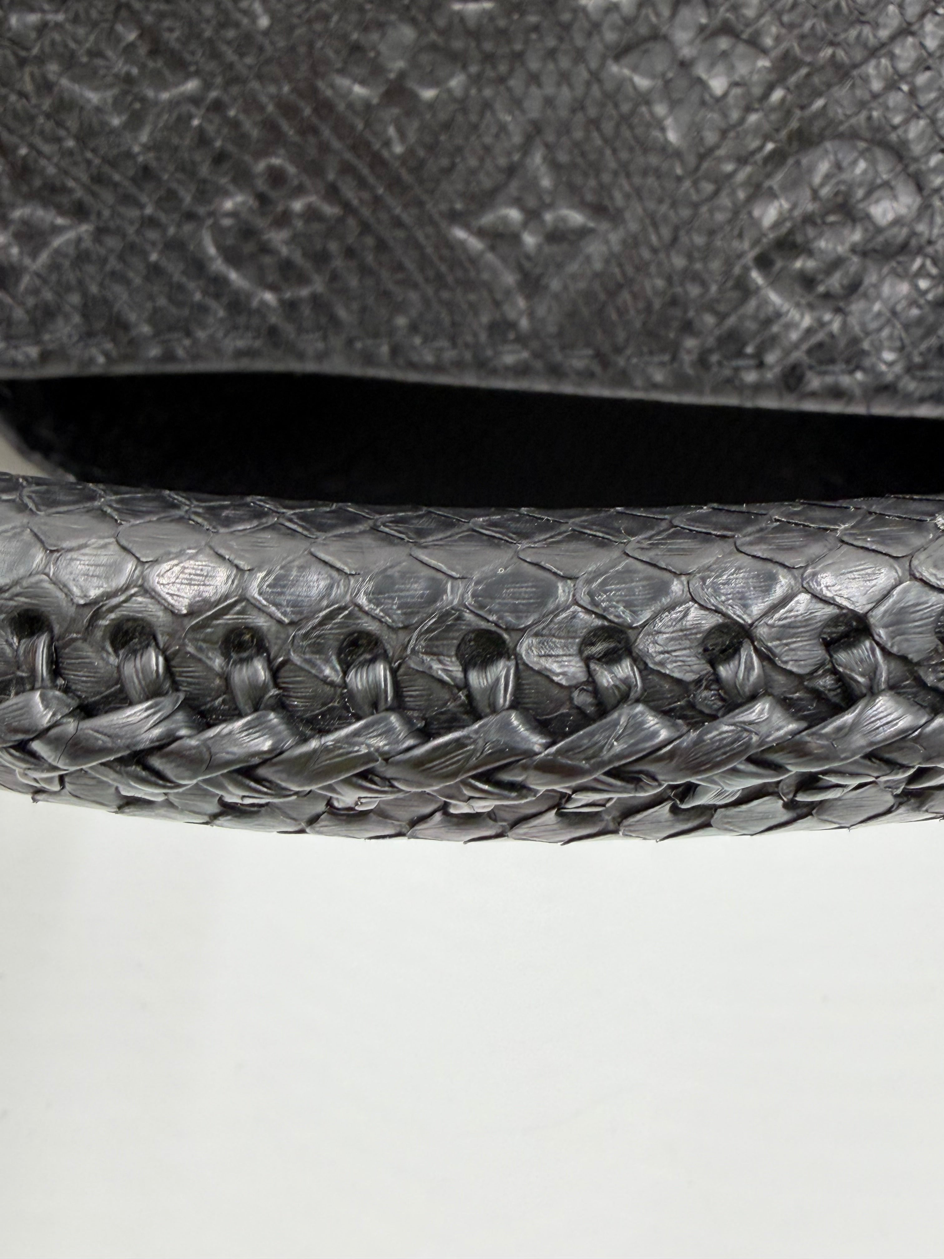 Pre-owned Louis Vuitton Limited Edition Black Python Artsy MM Bag - Authenticated