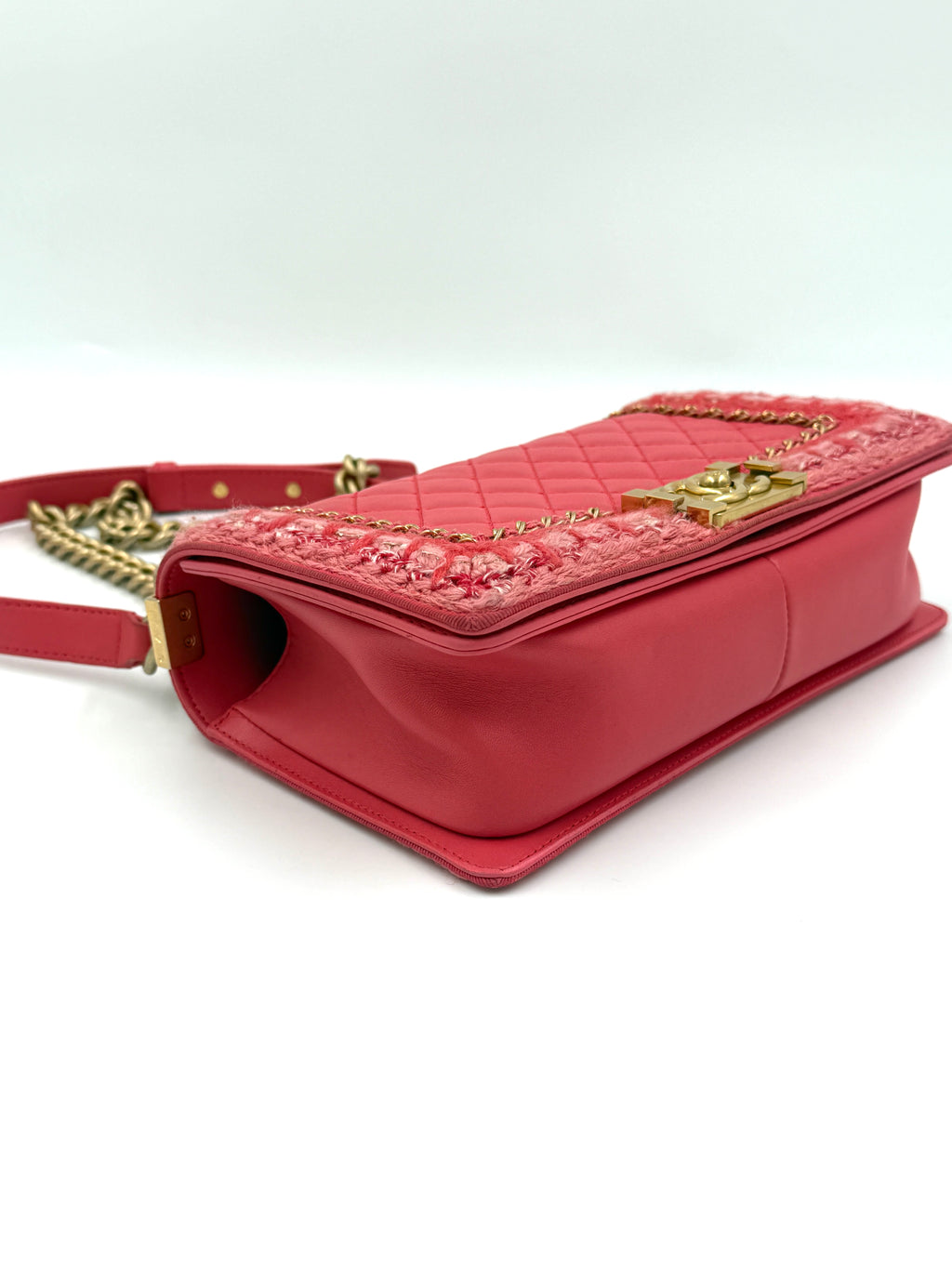 Pre-Owned Chanel Crocheted Tweed Edge Lambskin Medium Boy Bag Coral Pink - Authenticated