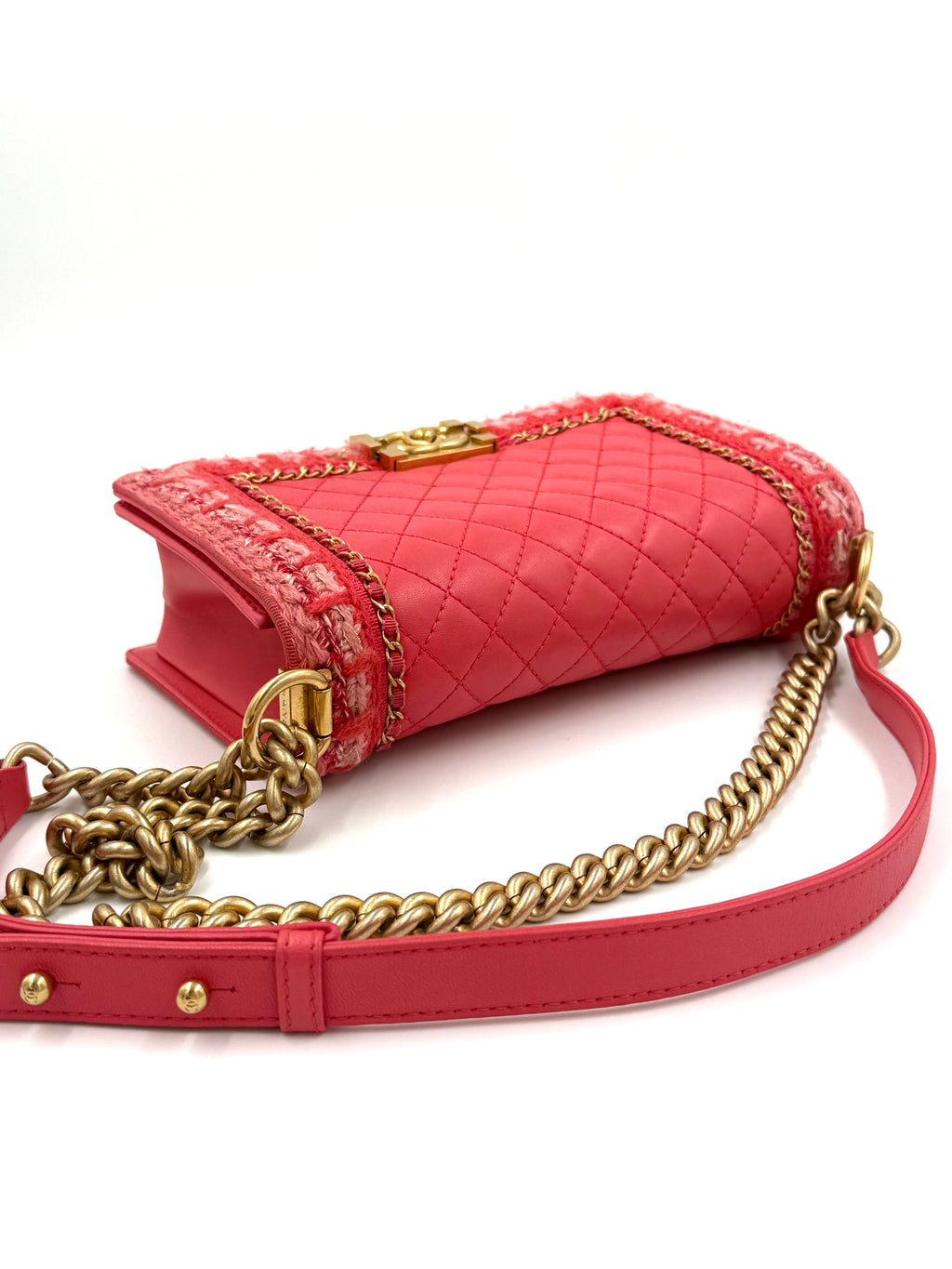 Pre-Owned Chanel Crocheted Tweed Edge Lambskin Medium Boy Bag Coral Pink - Authenticated