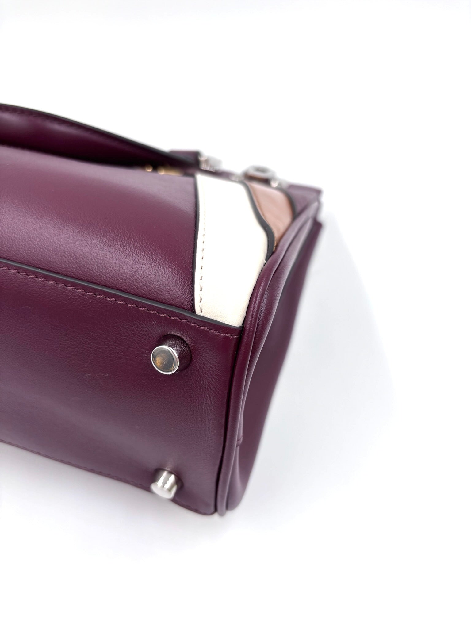 Pre-owned Gucci Smooth Calfskin Small Zumi Top Handle Bag Vintage Bordeaux White Friky Taupe - Authenticated