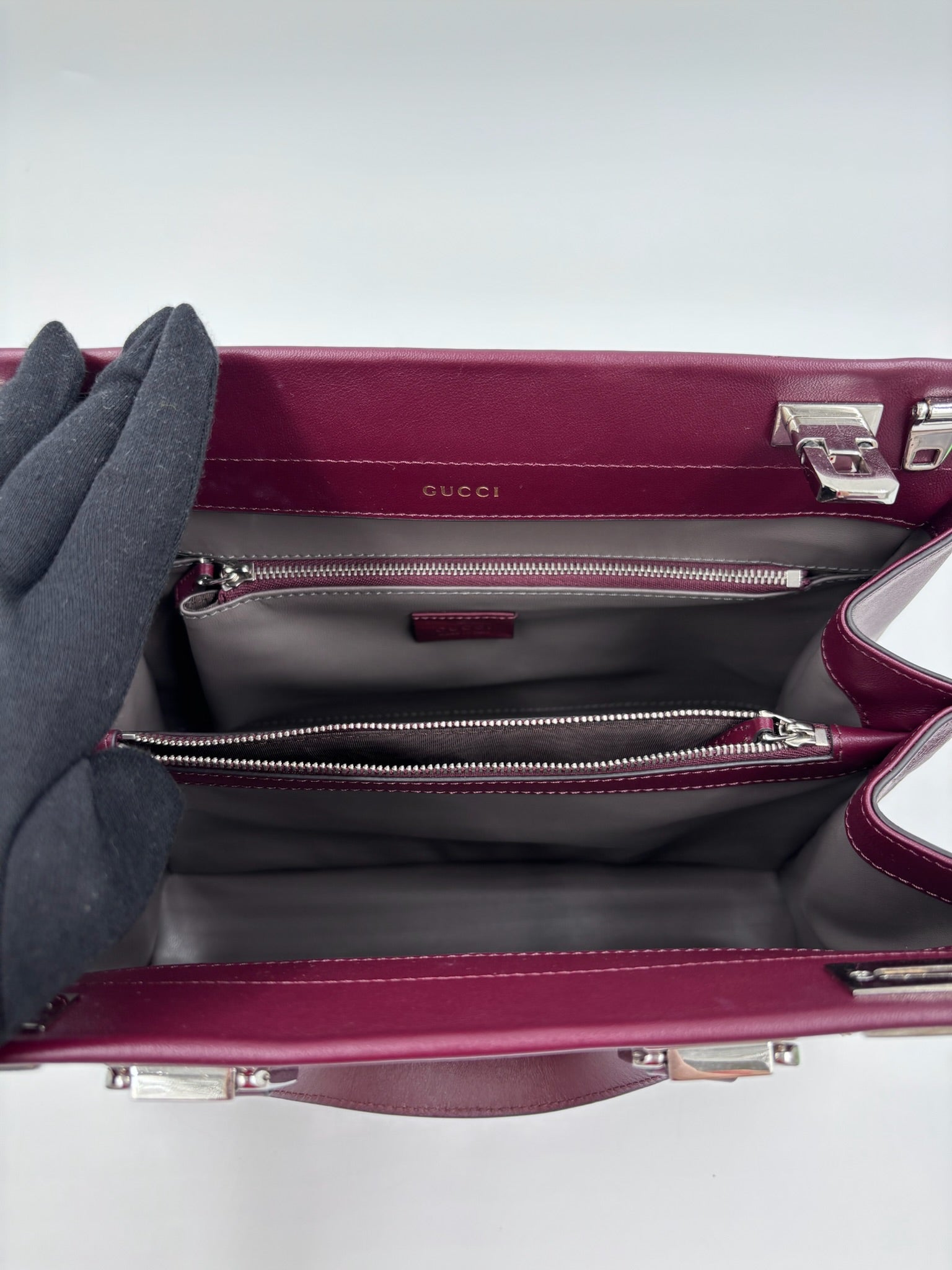 Pre-owned Gucci Smooth Calfskin Small Zumi Top Handle Bag Vintage Bordeaux White Friky Taupe - Authenticated