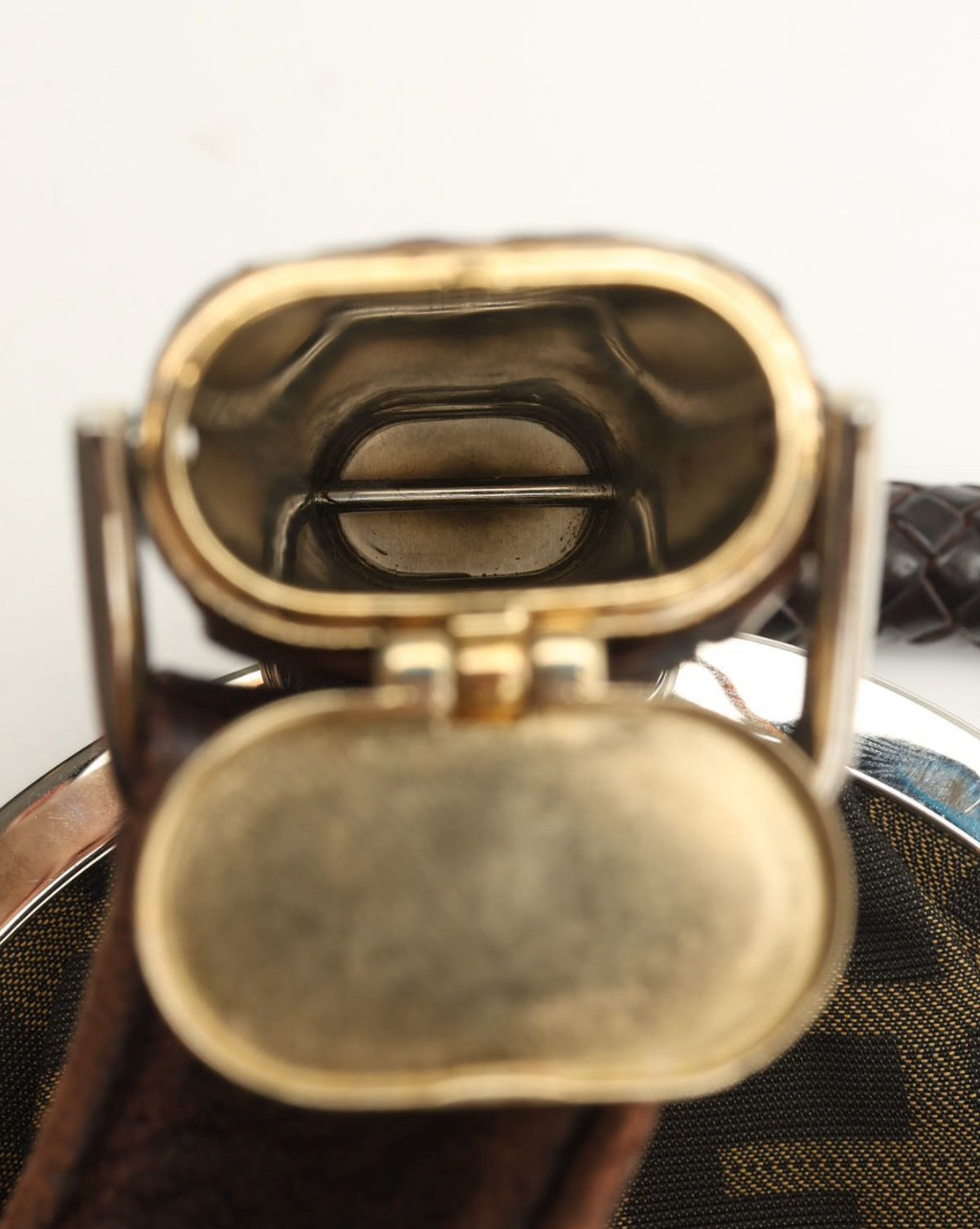 Pre-owned Fendi Spy Bag Brown Grained Leather - Authenticated