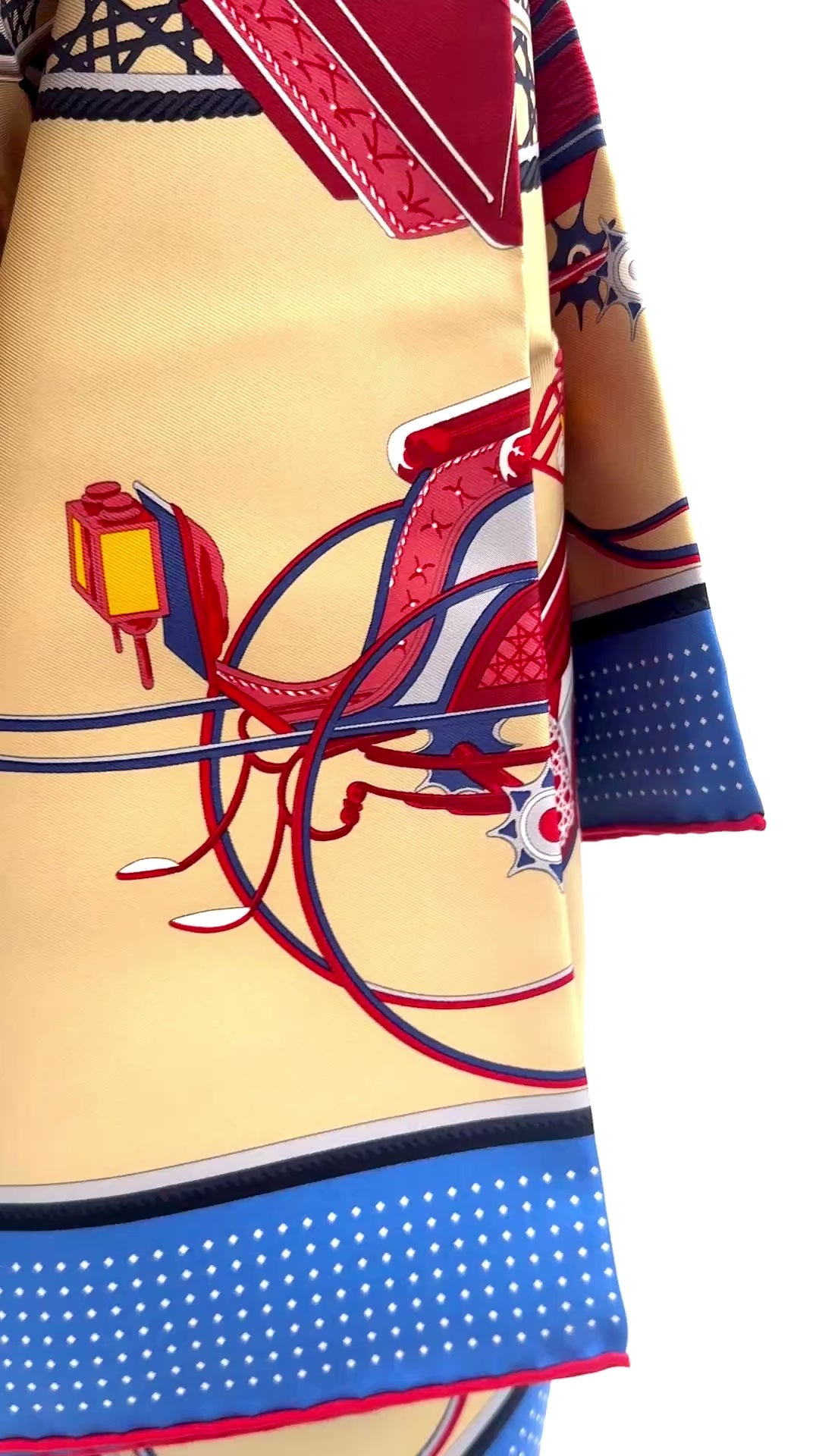 Pre-Owned Hermès Silk 'Carré' Scarf Les Voitures à Transformation F. de la Perrière