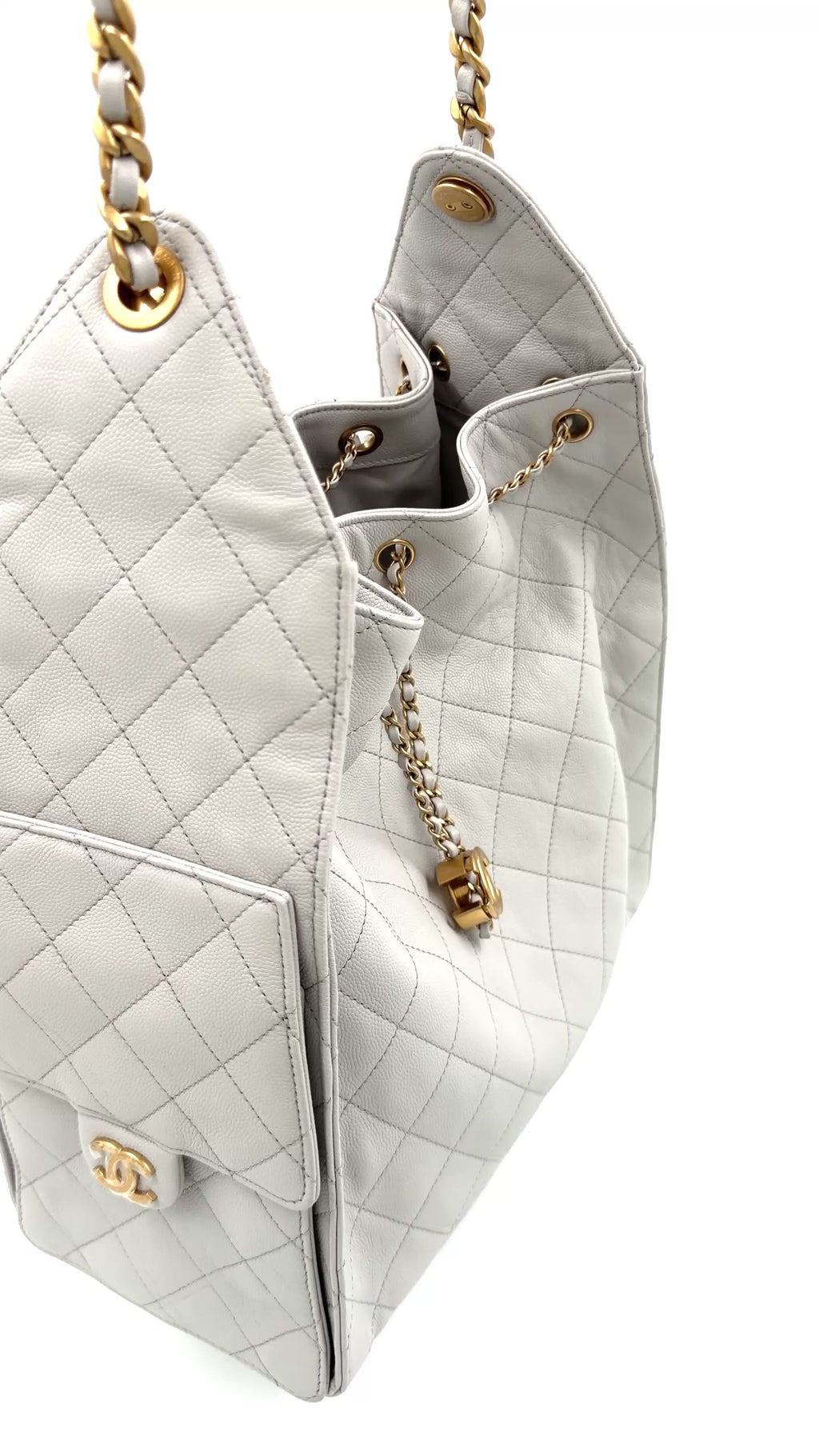 Pre-owned Chanel 25 Hobo Light Gray Caviar Leather Gold Hardware Medium - Authenticated