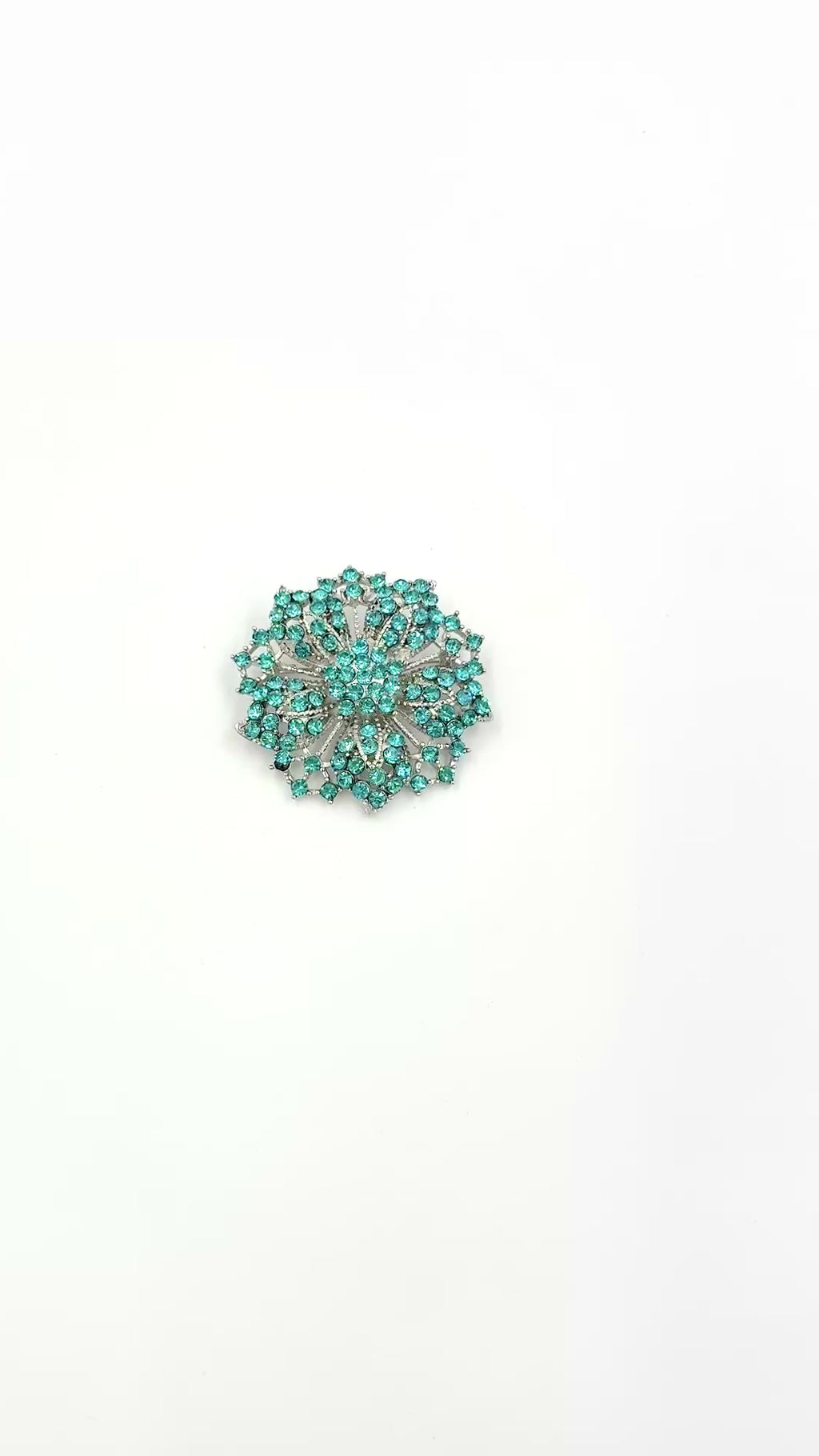 Pre-Owned Unbranded Blue Flower Crystal Brooch Pin