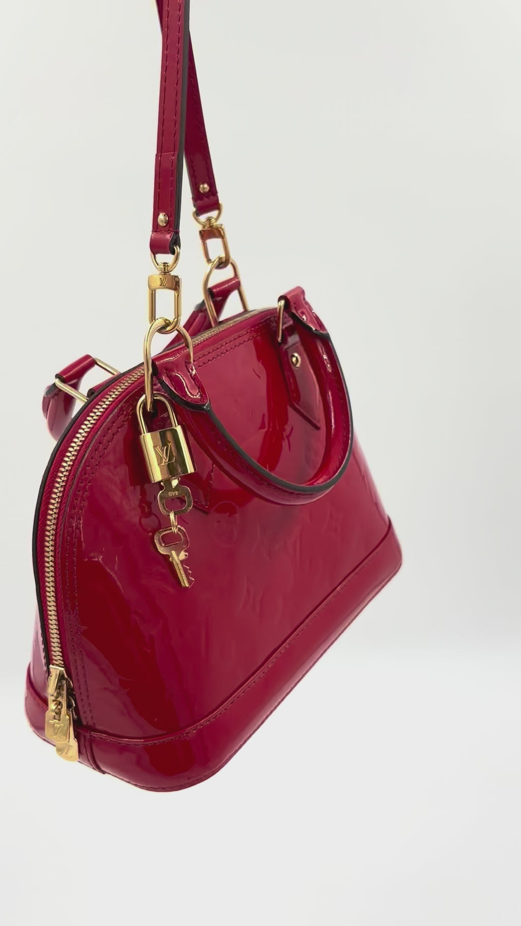 Pre-owned Louis Vuitton Monogram Vernis Alma BB Bag in Glossy Red - Authenticated