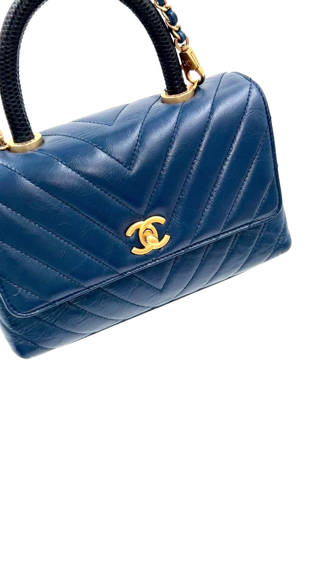 Pre-owned Chanel Mini Coco Handle Blue Chevron Calfskin Lizard Handle - Authenticated