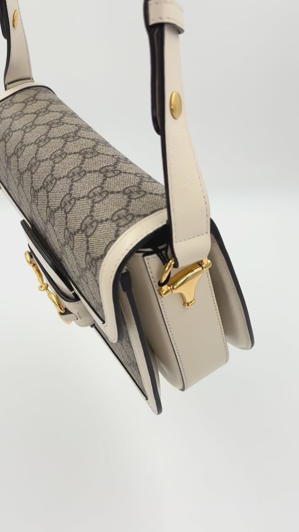 Pre-owned GUCCI GG Supreme Monogram Horsebit 1955 Shoulder Bag Beige Mystic White - Authenticated