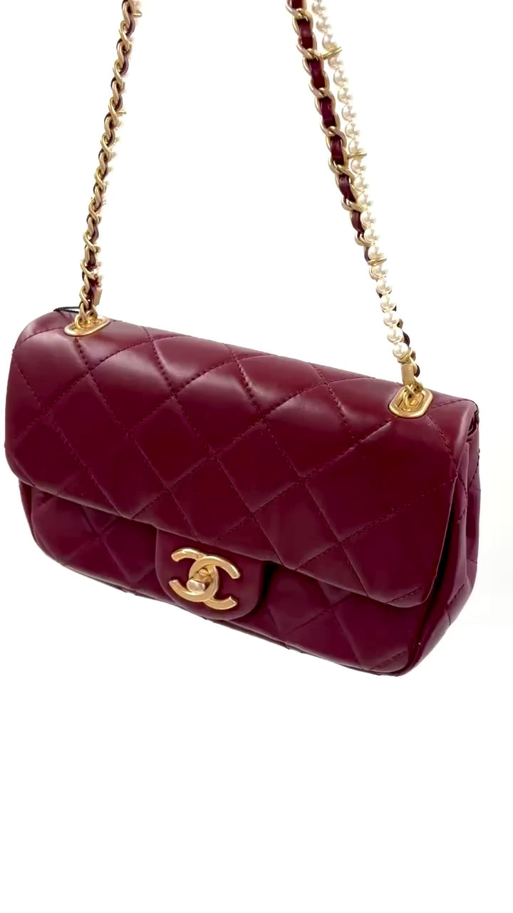 Pre-owned Chanel Burgundy Quilted Lambskin Flap Bag - Authenticated