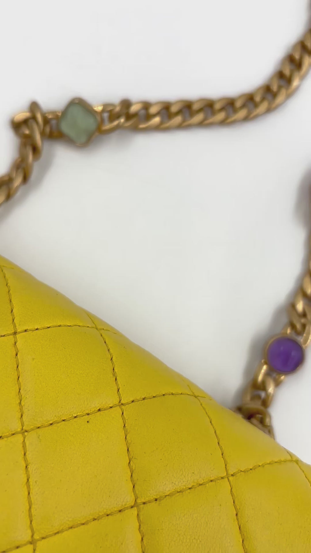 Pre-owned Chanel Yellow Leather Matelassé Handbag with Gem-Toned Charm Chain - Authenticated